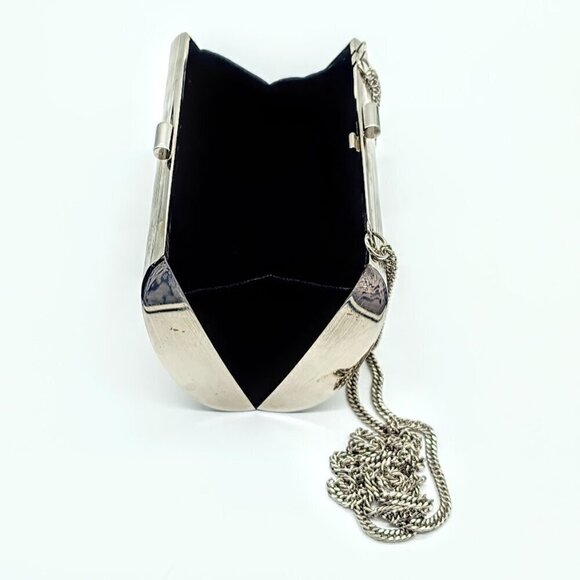 Vintage Silver Finish Ribbed Metal Hardside Clutch Bag - Picture 7 of 8